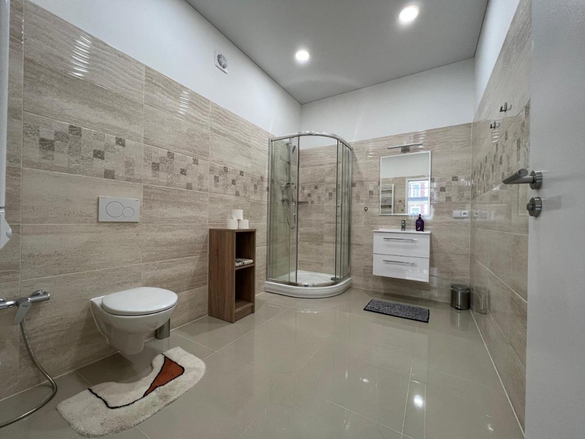 Madonna Apartments Karlovy Vary Luaran gambar