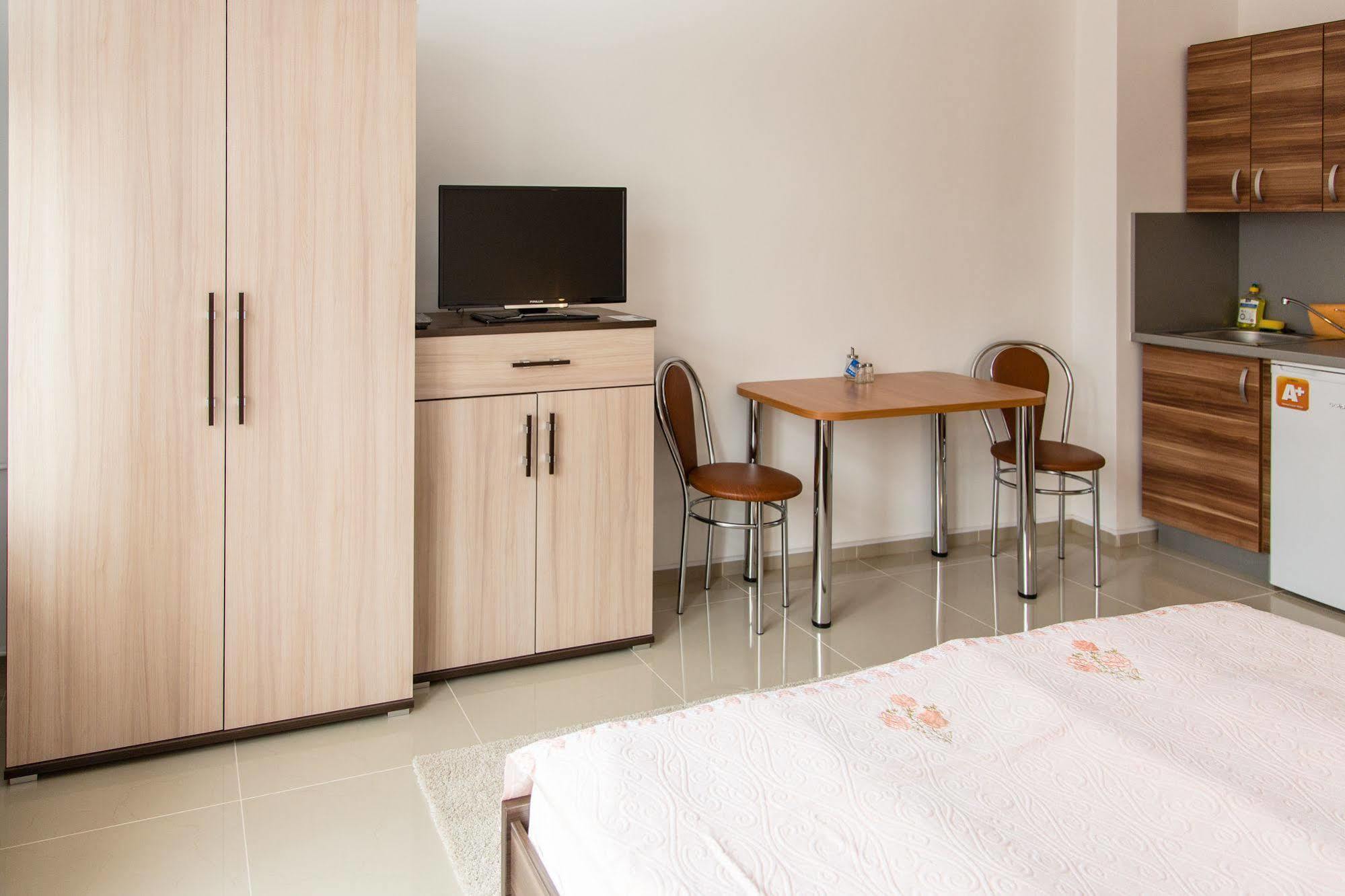 Madonna Apartments Karlovy Vary Luaran gambar