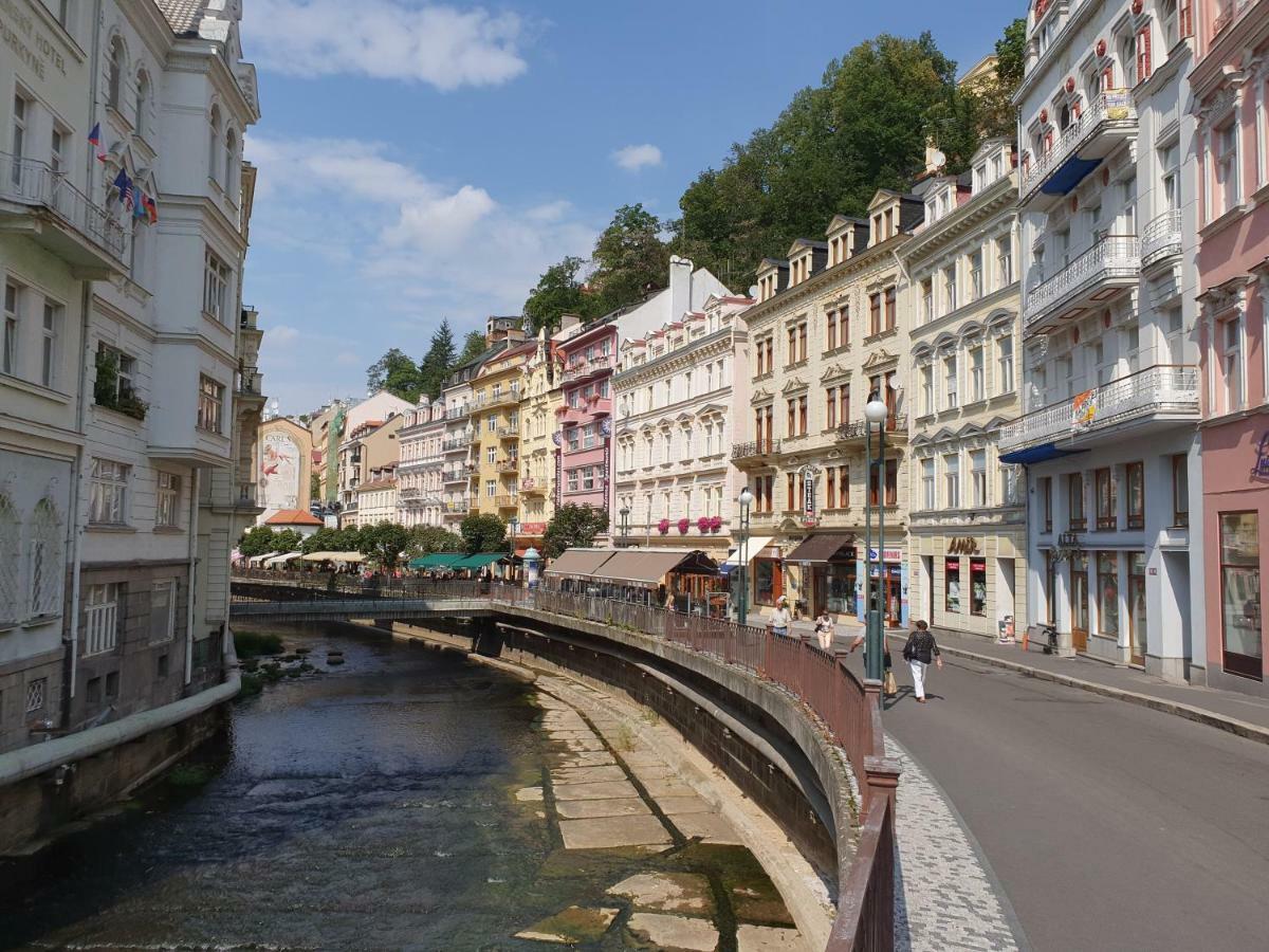 Madonna Apartments Karlovy Vary Luaran gambar