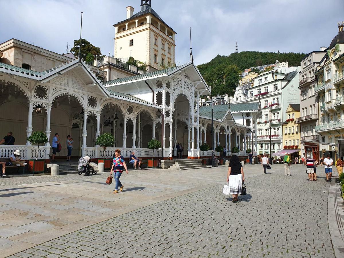 Madonna Apartments Karlovy Vary Luaran gambar