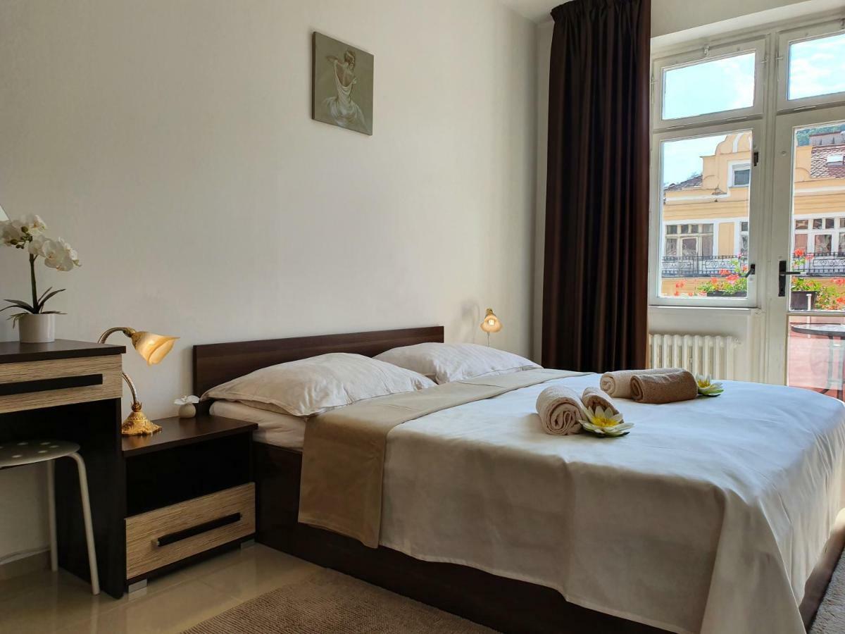 Madonna Apartments Karlovy Vary Luaran gambar