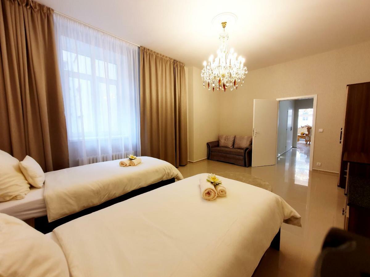 Madonna Apartments Karlovy Vary Luaran gambar